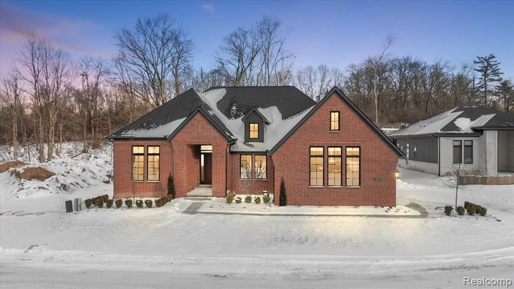 30714 Franklin Hills Court, Farmington Hills, MI 48335 Main Photo