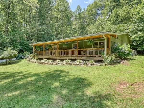 243 Chattahoochee Acres, Cleveland, GA 30528