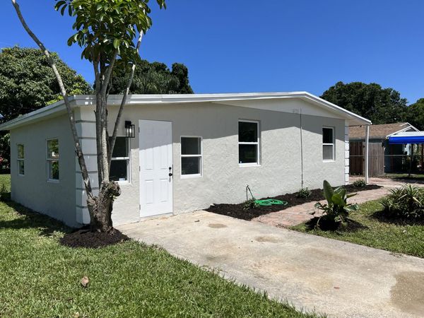 4620 39th Avenue, Vero Beach, FL 32967