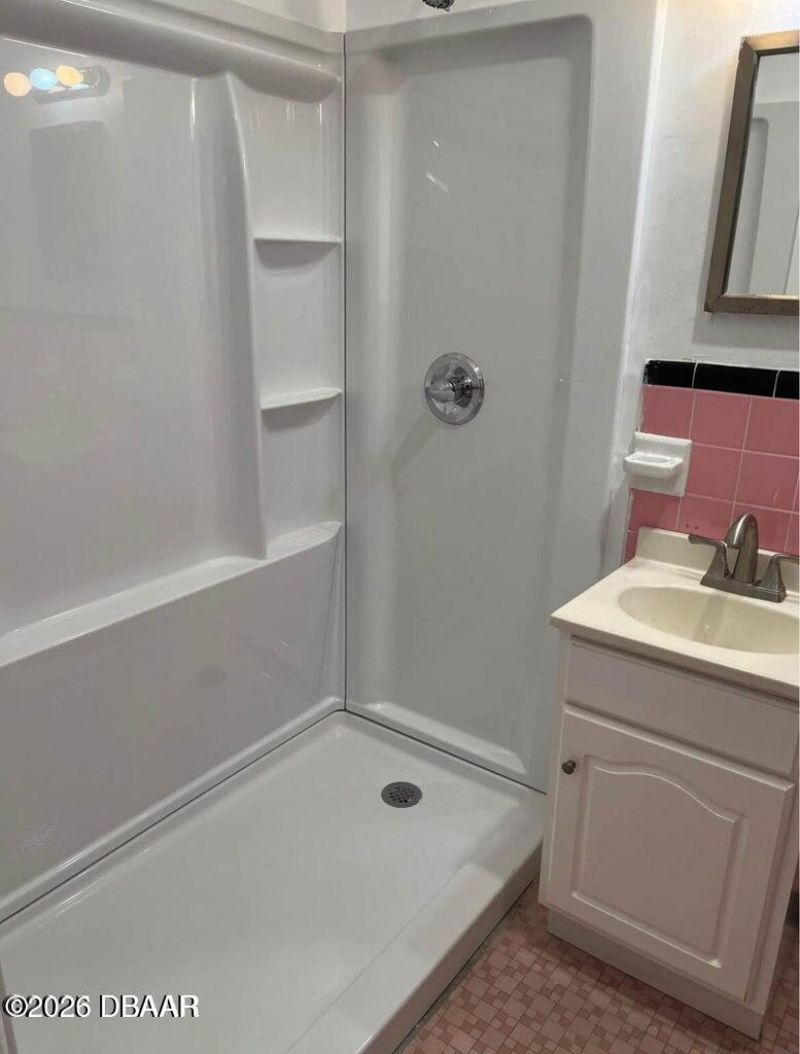 468 Ridgewood Avenue, Holly Hill, FL 32117 Photo