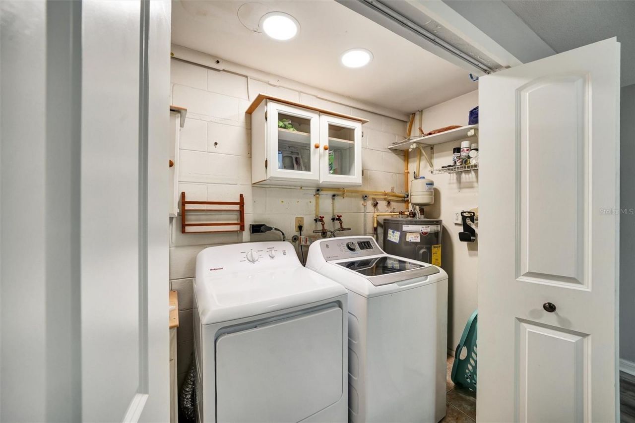 1305 Willow Valley Drive, Brandon, FL 33510 Photo