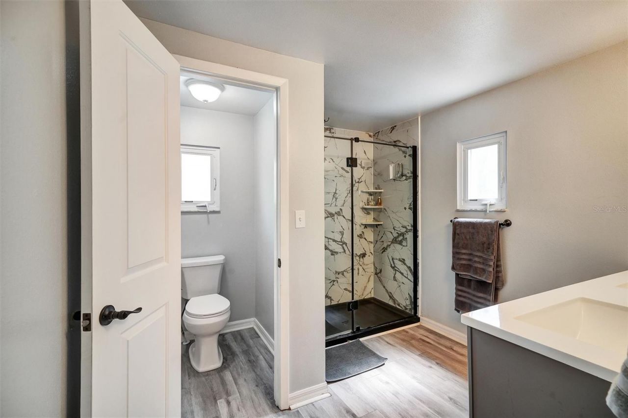 1305 Willow Valley Drive, Brandon, FL 33510 Photo