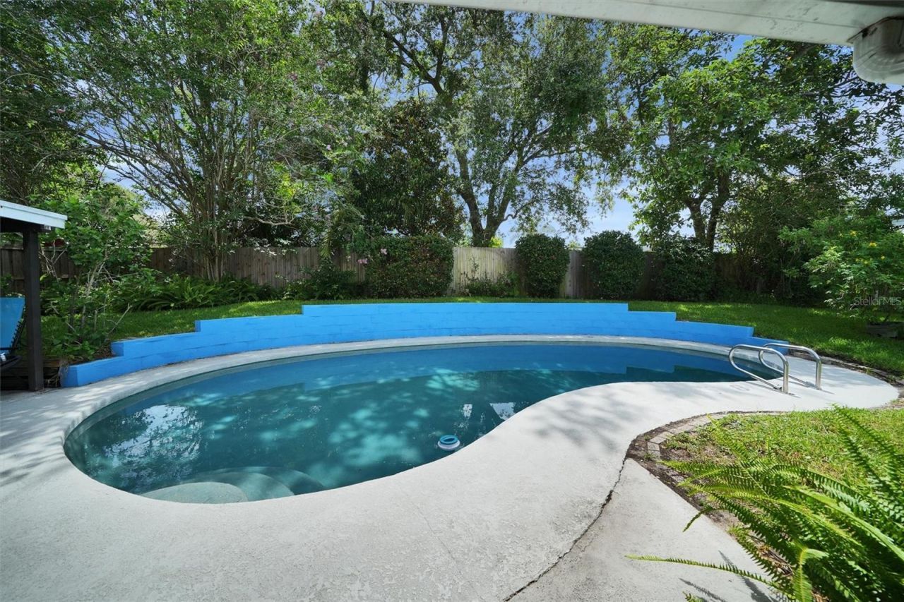 1305 Willow Valley Drive, Brandon, FL 33510 Photo