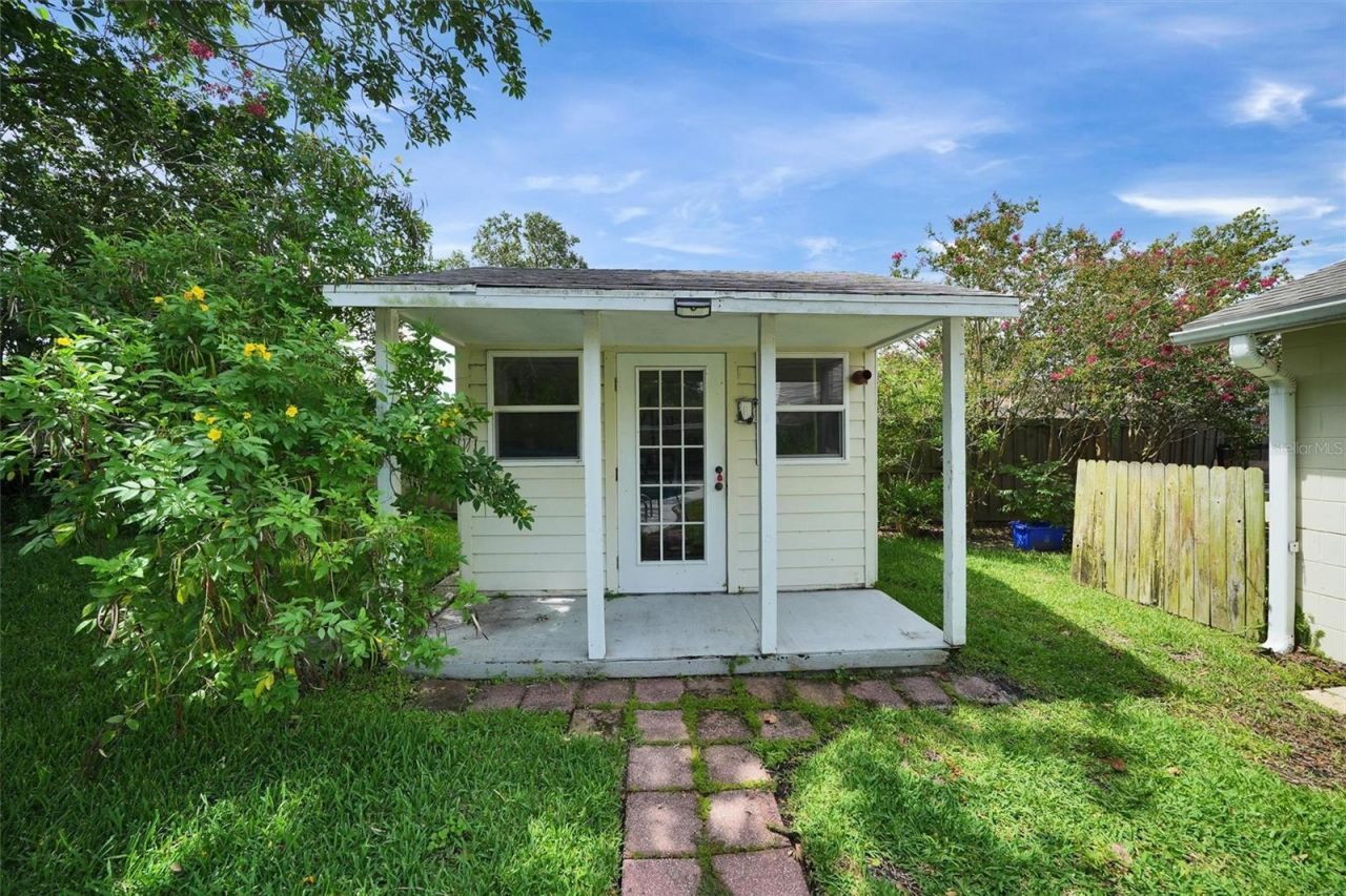 1305 Willow Valley Drive, Brandon, FL 33510 Photo