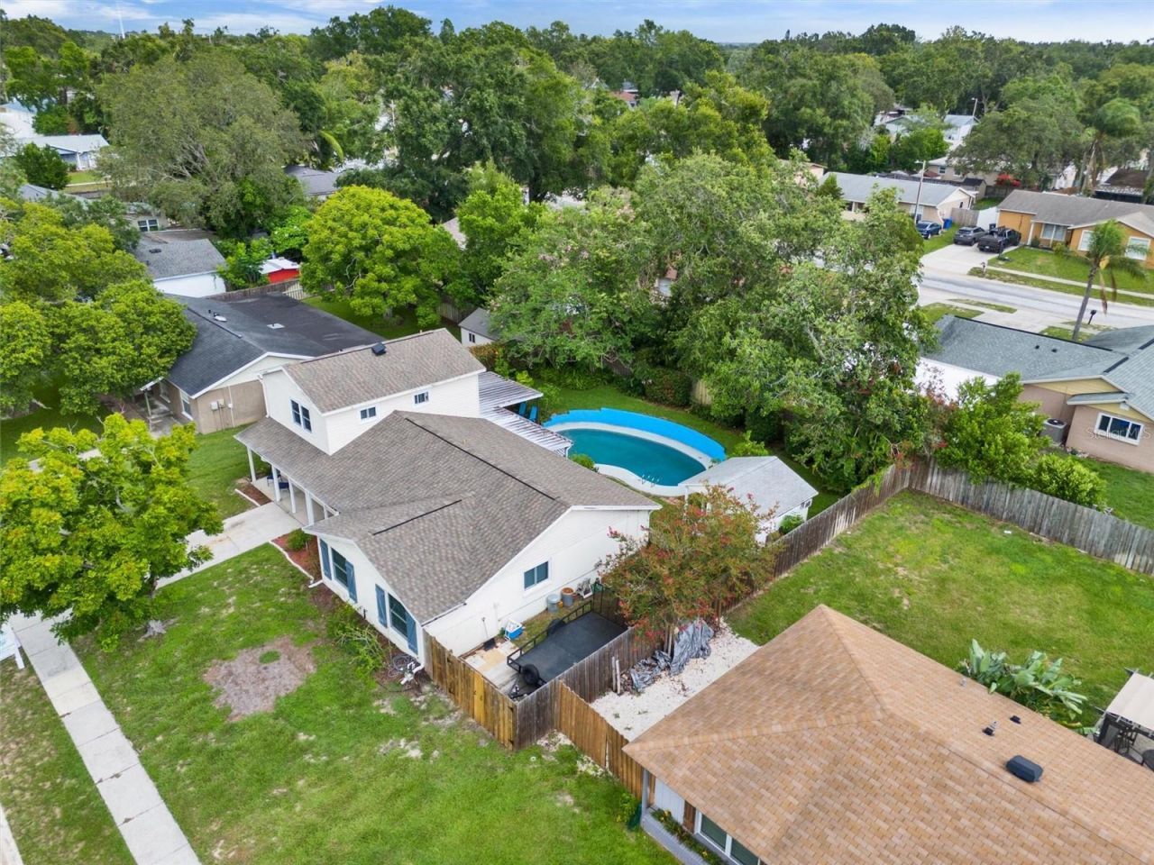 1305 Willow Valley Drive, Brandon, FL 33510 Photo