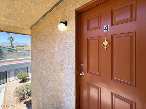 2217 N Jones Boulevard, Unit 4, Las Vegas, NV 89108
