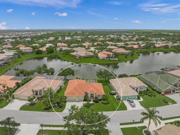 2937 SEASONS BOULEVARD, SARASOTA, FL 34240