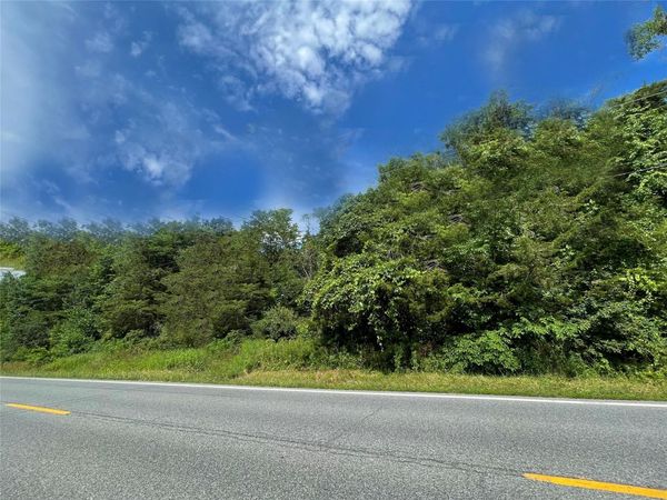 Rt-82, Pleasant Valley, NY 12569