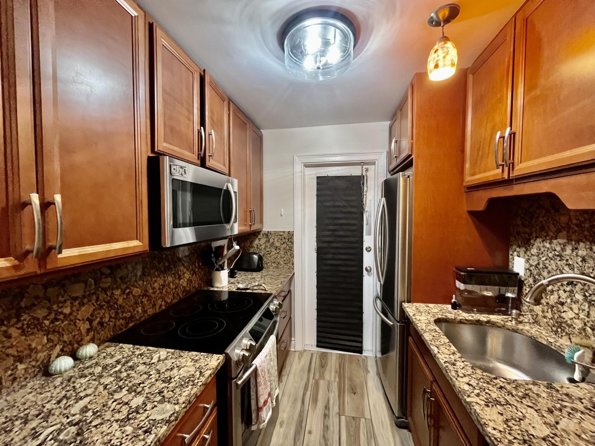 3600 N Ocean Drive, Unit 425, Riviera Beach, FL 33404 Photo