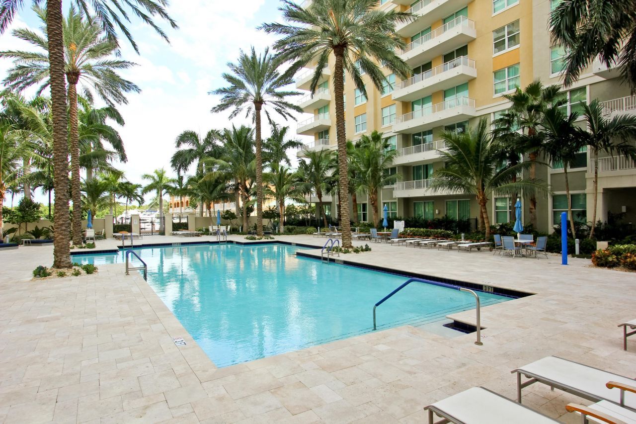 700 E Boynton Beach Boulevard, Unit 407, Boynton Beach, FL 33435 Photo