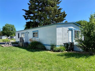 25 CANARY HILL, Orion Twp, MI 48359