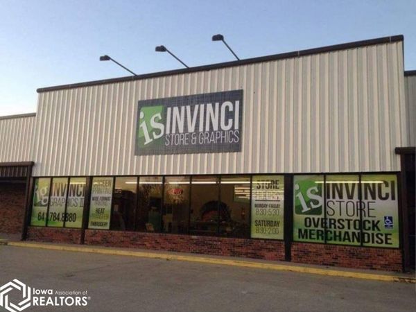 610 E main Street, Lamoni, IA 50140