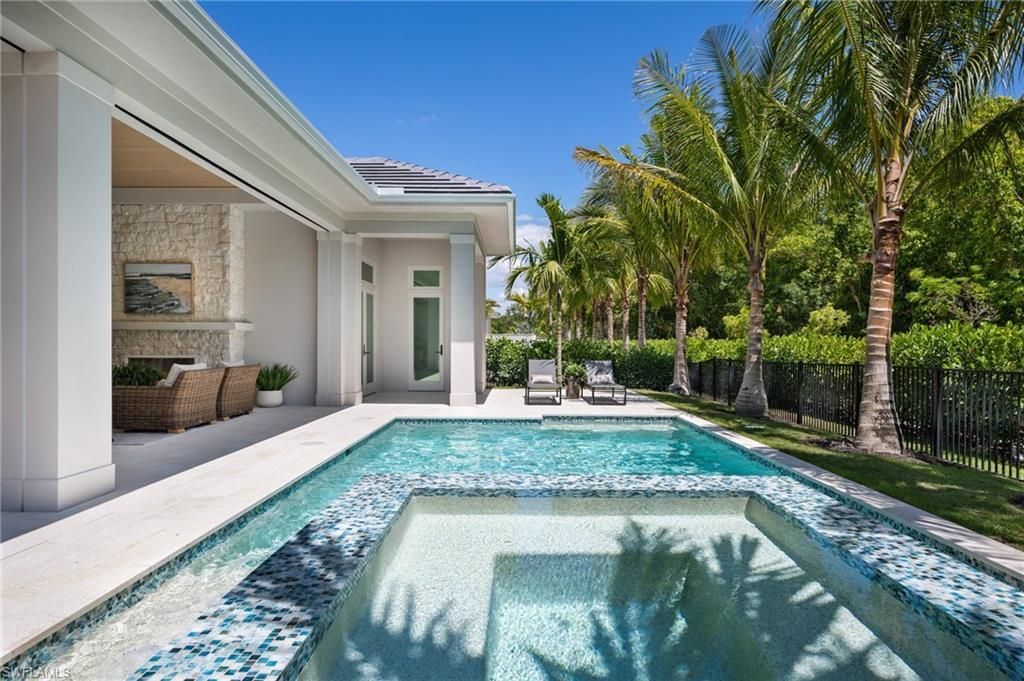 6638 Palisades Ave, Naples, FL 34109 Photo