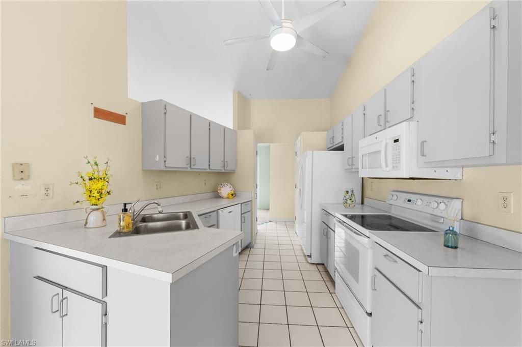 9366 Pineapple Rd, Fort Myers, FL 33967 Photo