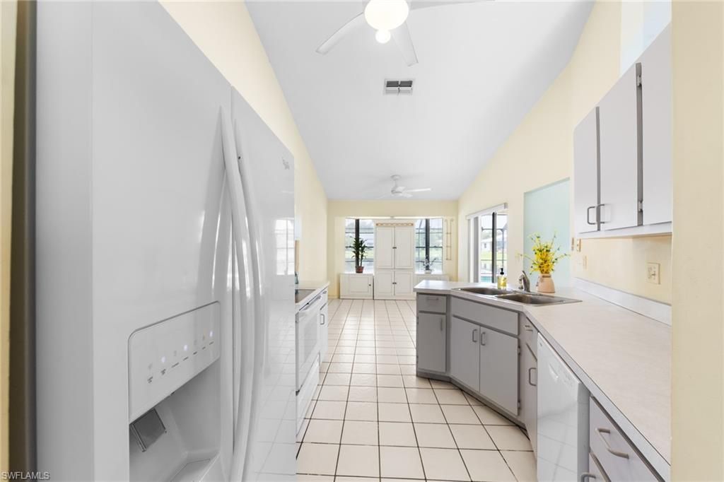9366 Pineapple Rd, Fort Myers, FL 33967 Photo