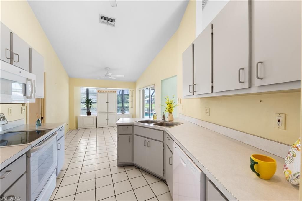 9366 Pineapple Rd, Fort Myers, FL 33967 Photo