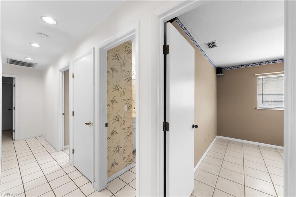 9366 Pineapple Rd, Fort Myers, FL 33967 Photo