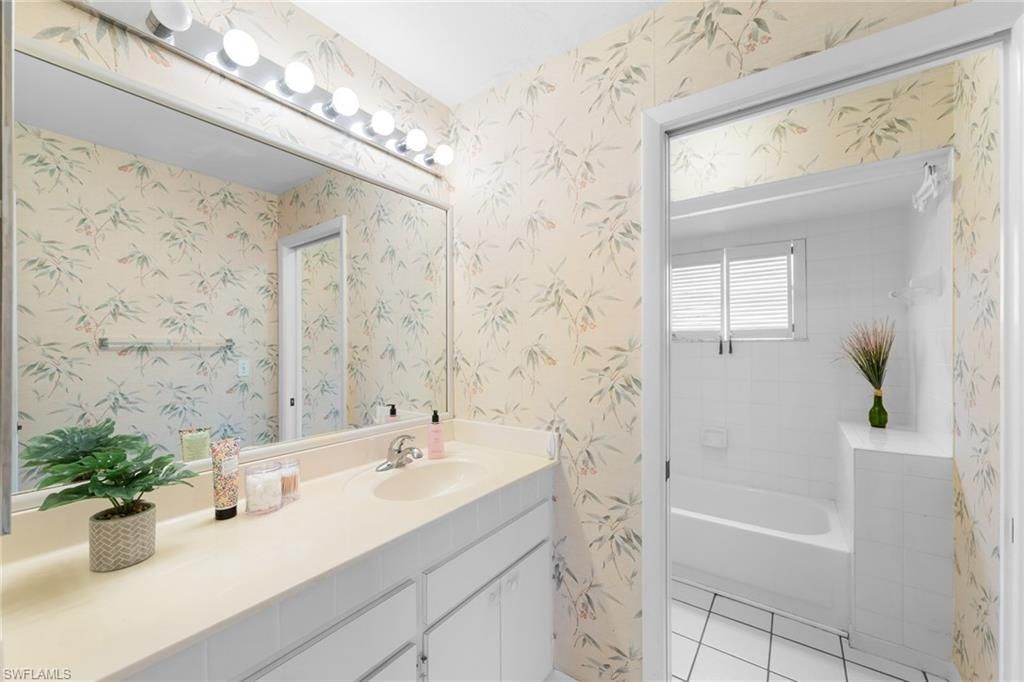 9366 Pineapple Rd, Fort Myers, FL 33967 Photo