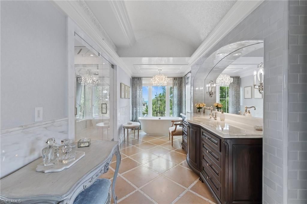 3675 Gordon Dr, Naples, FL 34102 Photo