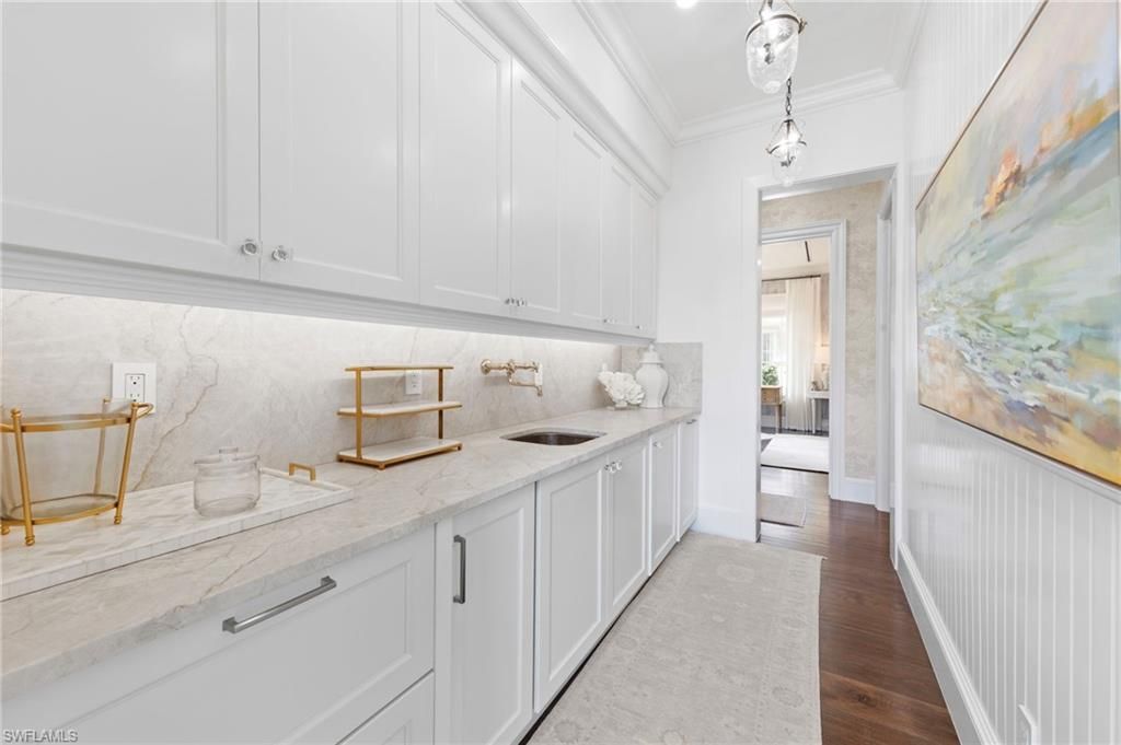 3675 Gordon Dr, Naples, FL 34102 Photo