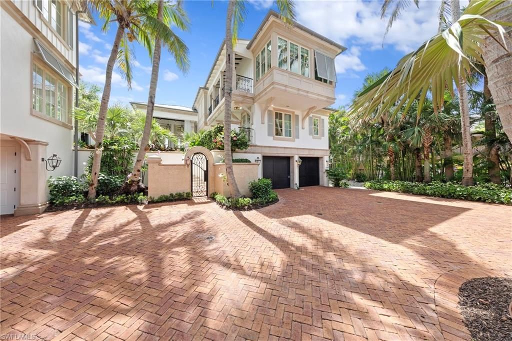 3675 Gordon Dr, Naples, FL 34102 Photo