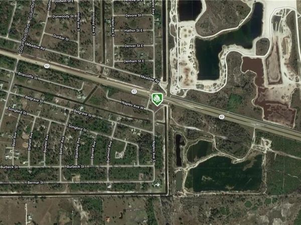 Naples AVE W, LEHIGH ACRES, FL 33913
