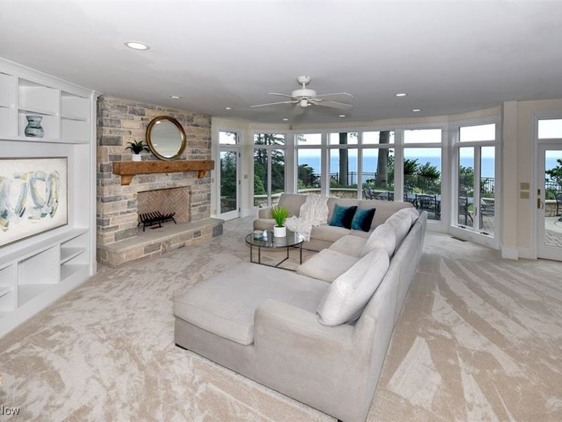 25550 Lake Road, Bay Village, OH 44140 Photo 3