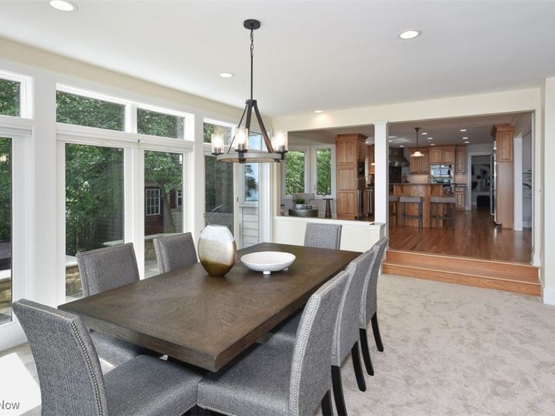 25550 Lake Road, Bay Village, OH 44140 Photo 4