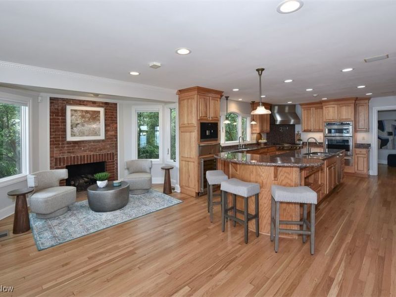 25550 Lake Road, Bay Village, OH 44140 Photo 5