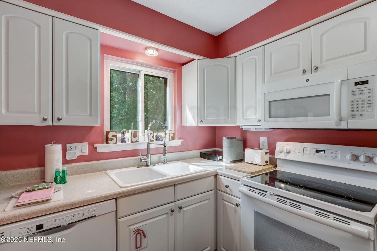 2328 Sadler Road, Unit 5D, Fernandina Beach, FL 32034 Photo