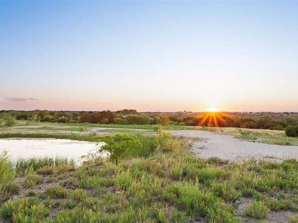 11439 Fm 1602, Jonesboro, TX 76538