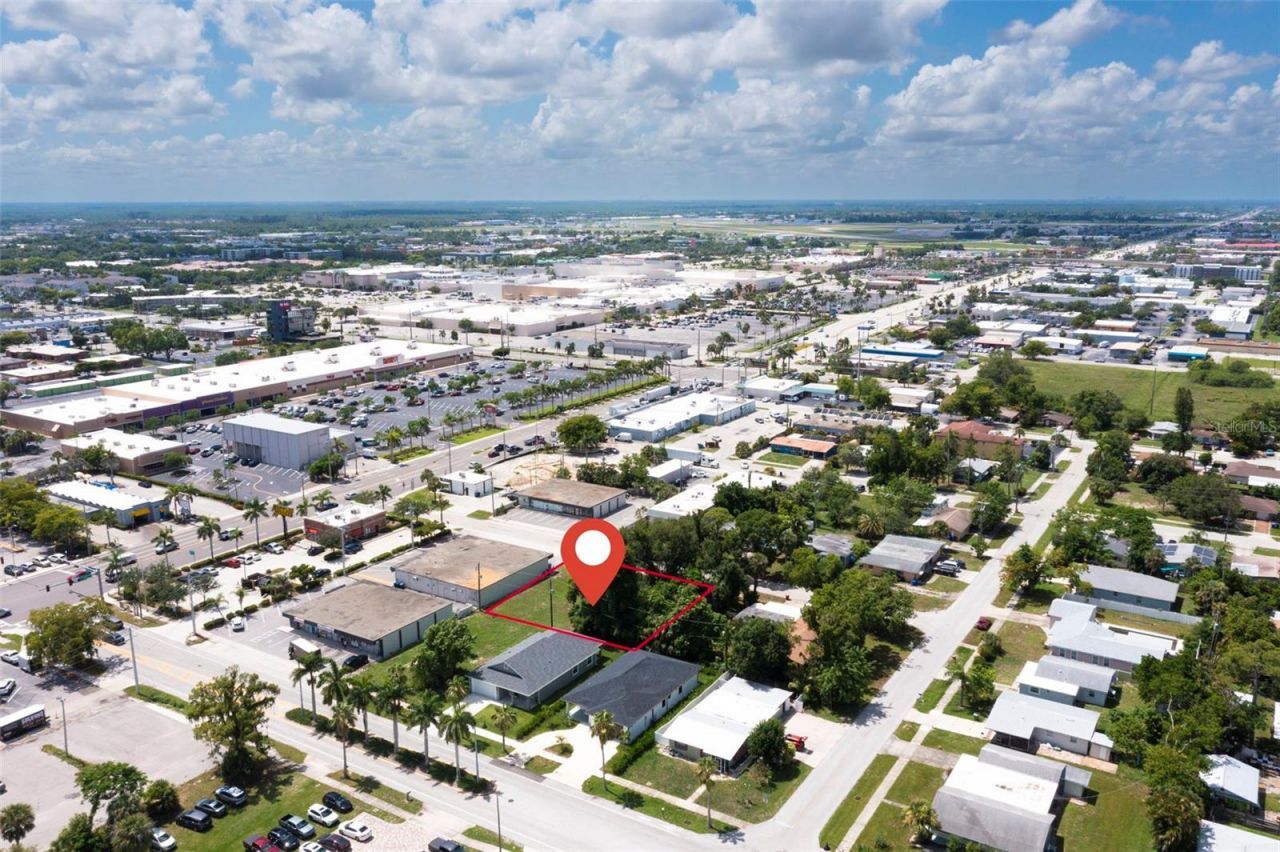 1925 Suwanee Avenue, Fort Myers, FL 33901 Photo