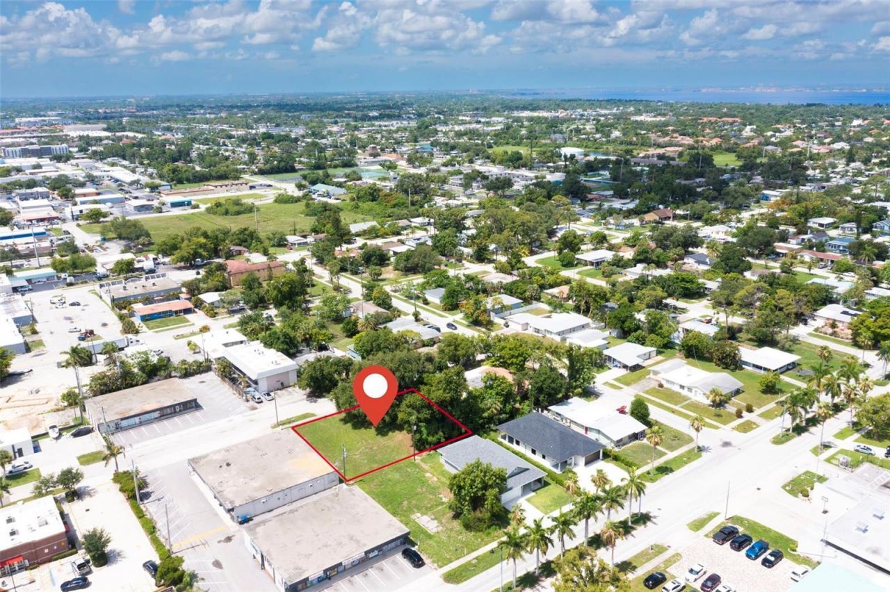 1925 Suwanee Avenue, Fort Myers, FL 33901 Photo