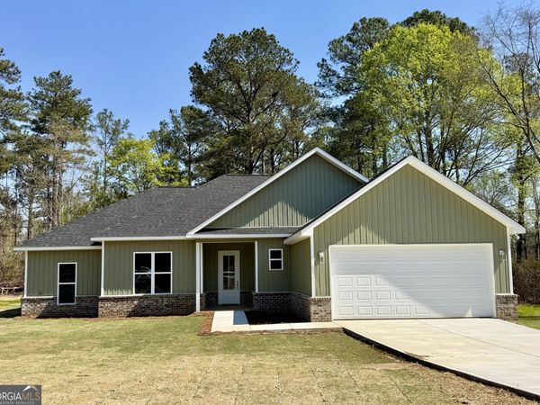 711 Flanders Court, Dublin, GA 31021