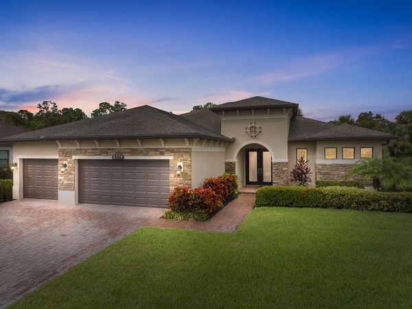 6379 Arcadia Square, Vero Beach, FL 32966