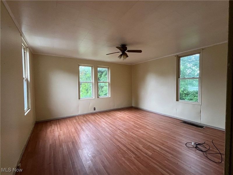 1069 Mershon Lane, Zanesville, OH 43701 Photo 2