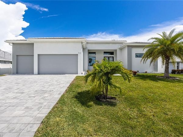 2122 Coral Point DR, CAPE CORAL, FL 33990