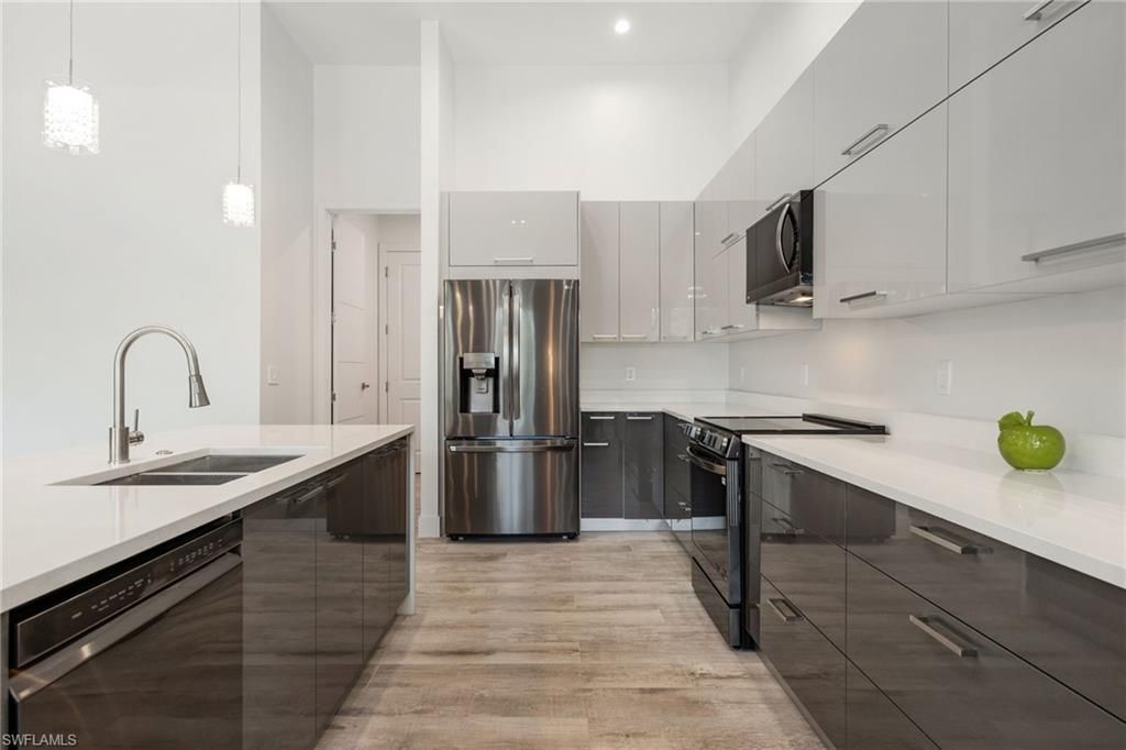 2122 Coral Point Dr, Cape Coral, FL 33990 Photo