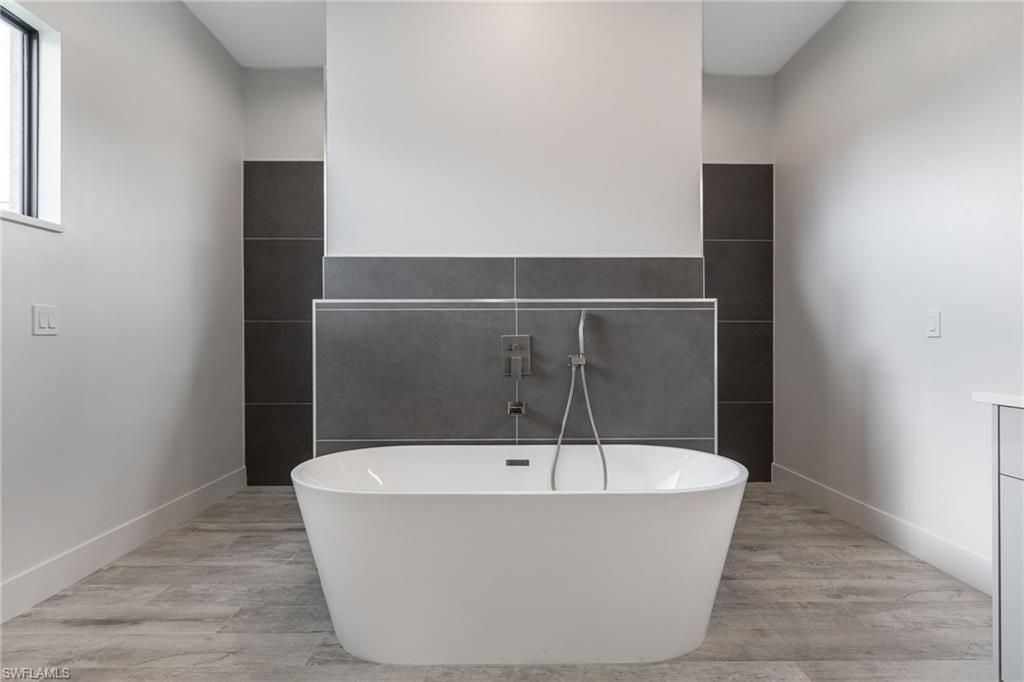 2122 Coral Point Dr, Cape Coral, FL 33990 Photo