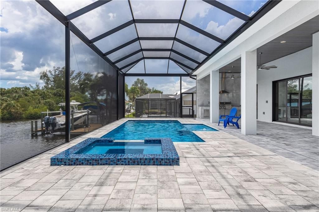 2122 Coral Point Dr, Cape Coral, FL 33990 Photo