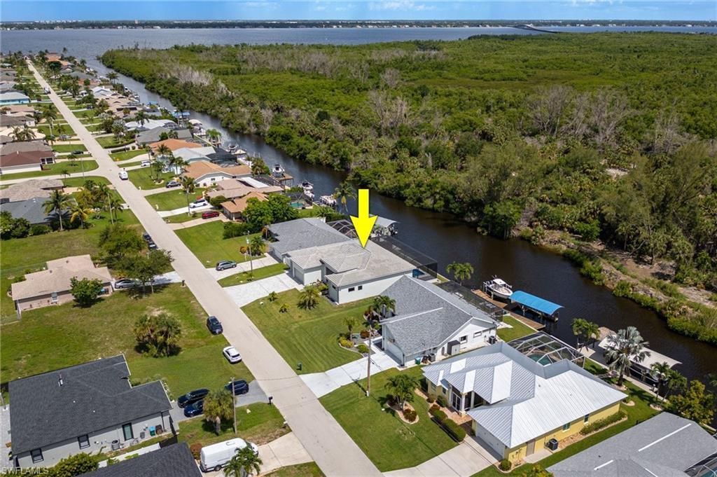 2122 Coral Point Dr, Cape Coral, FL 33990 Photo