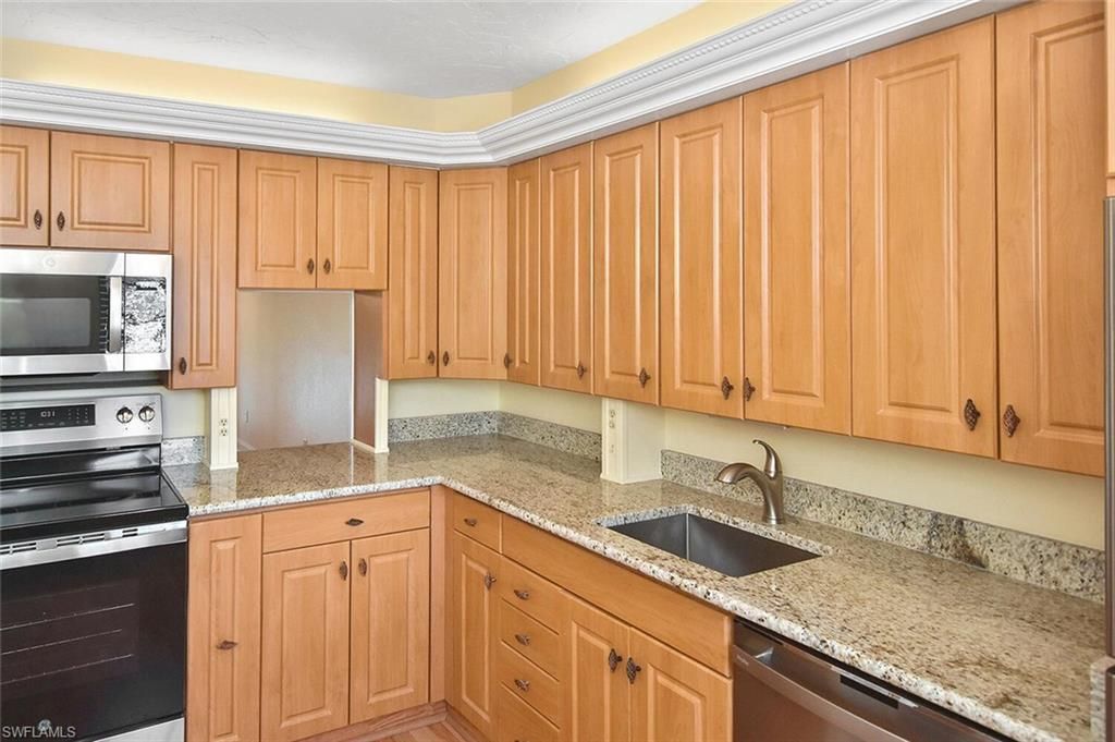 4295 Island Cir, Unit 2, Fort Myers, FL 33919 Photo