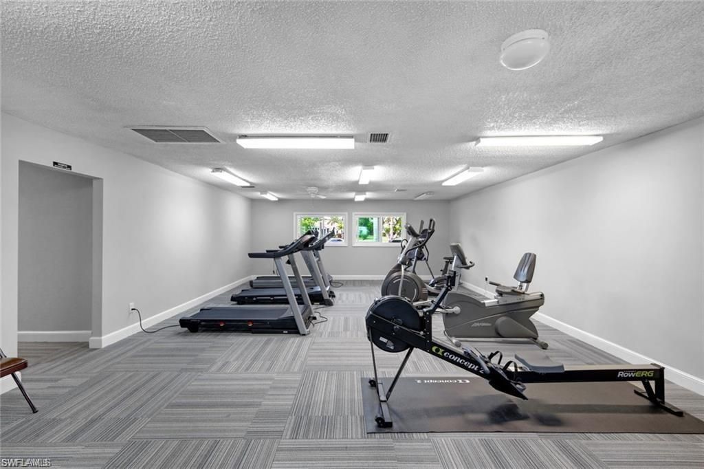4295 Island Cir, Unit 2, Fort Myers, FL 33919 Photo