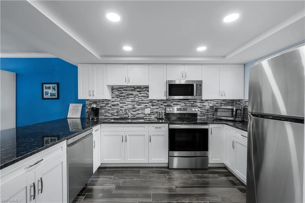 4260 SE 20th Pl, Unit 206, Cape Coral, FL 33904 Photo