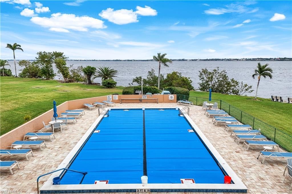 4260 SE 20th Pl, Unit 206, Cape Coral, FL 33904 Photo