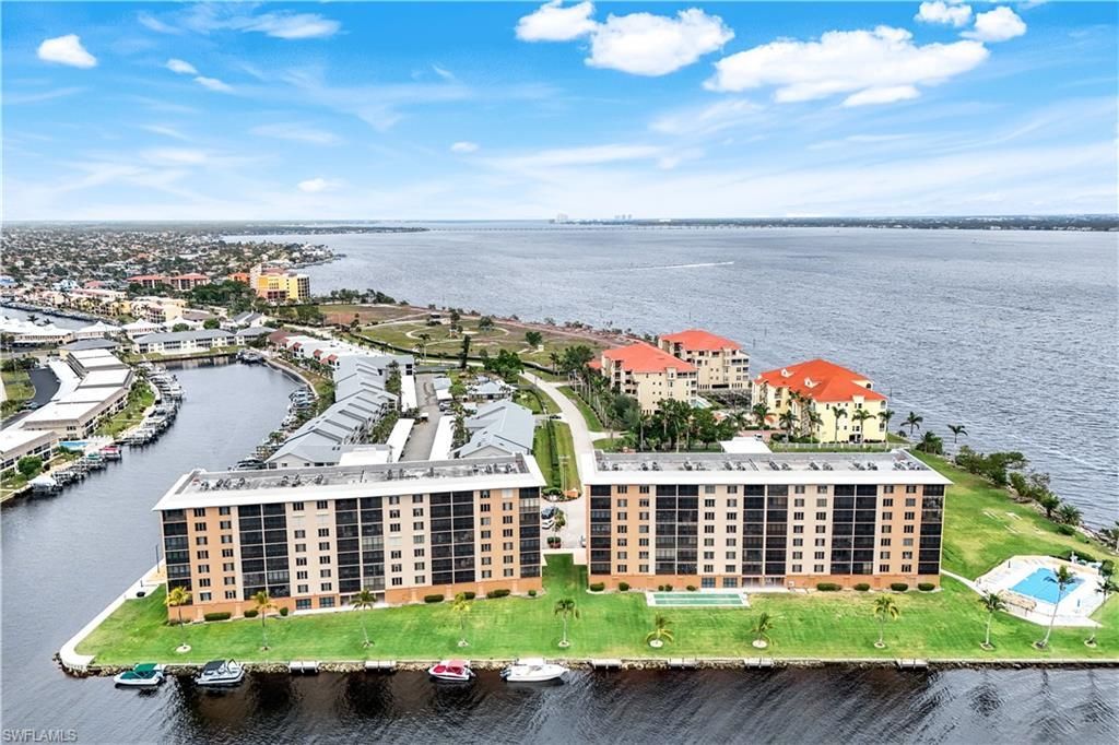 4260 SE 20th Pl, Unit 206, Cape Coral, FL 33904 Photo