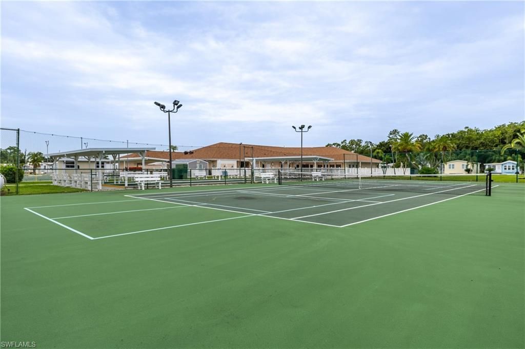 40 La Fonda Ln, North Fort Myers, FL 33903 Photo