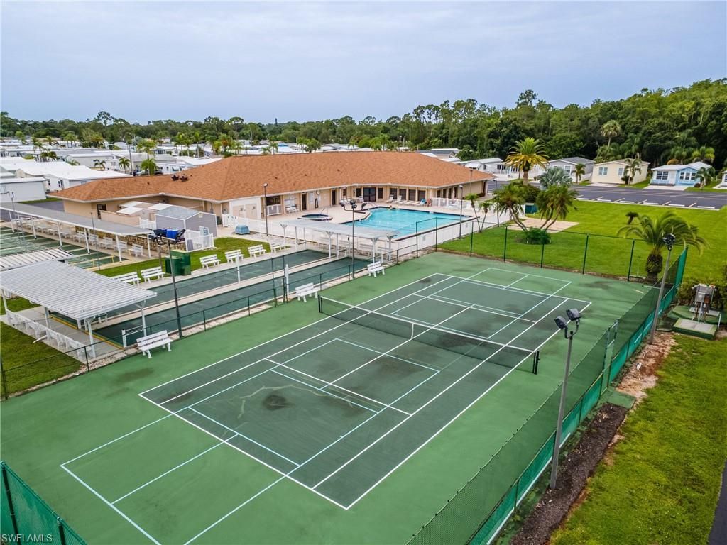 40 La Fonda Ln, North Fort Myers, FL 33903 Photo