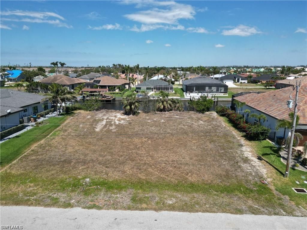 2527 SW 25th Ter, Cape Coral, FL 33914 Photo