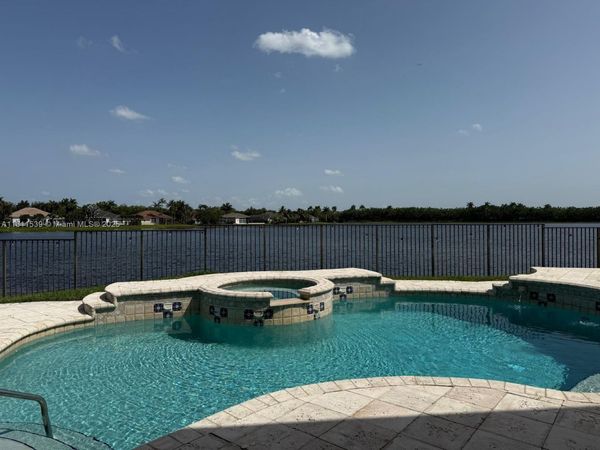 1418 Lantana Dr, Weston, FL 33326